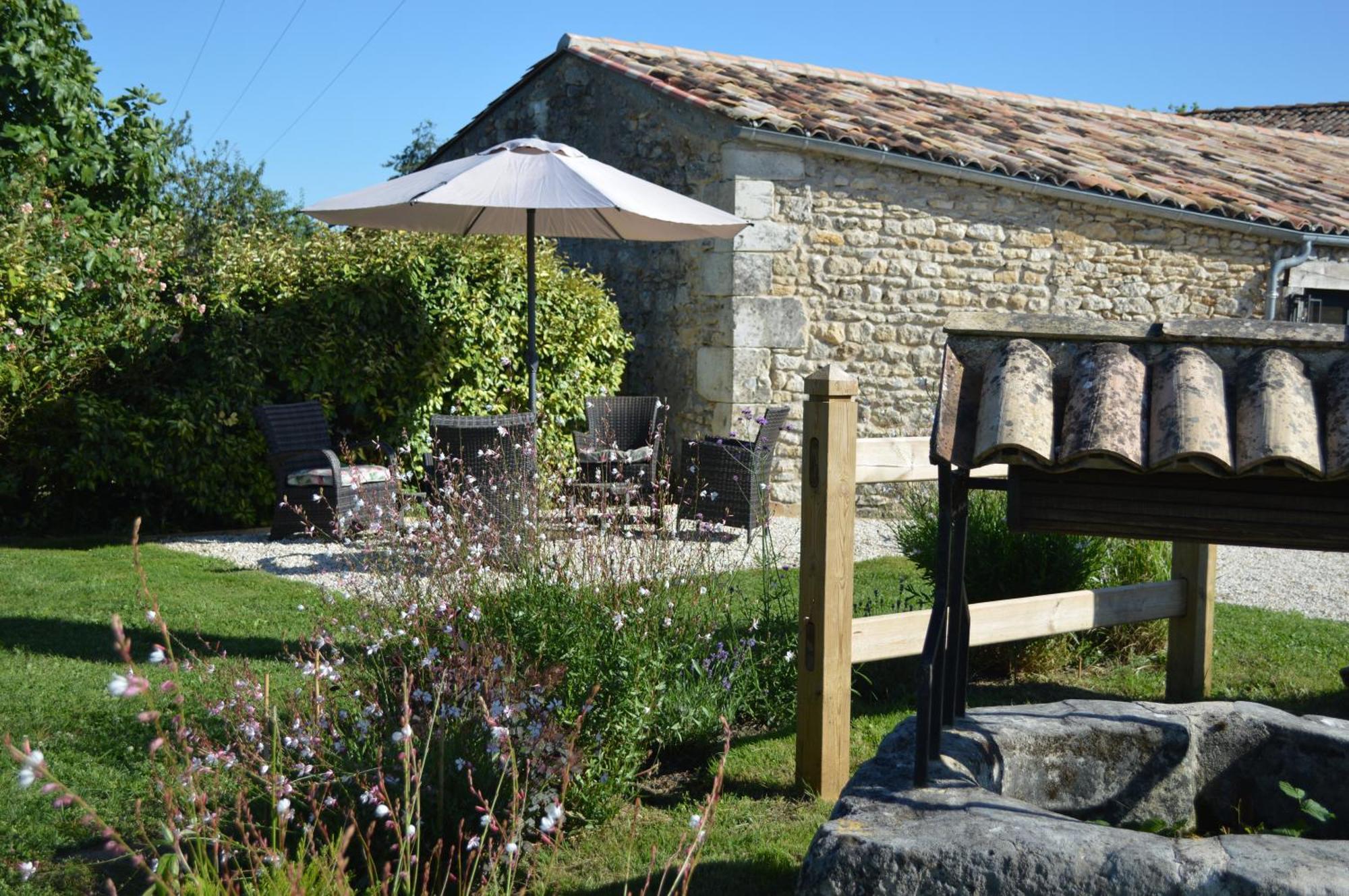 Girauderies Chambres D'Hotes/B+B Floirac  Bagian luar foto